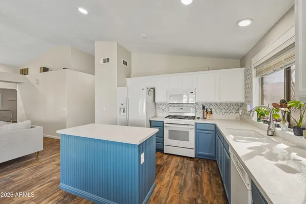 $524,900 | 824 West Cooley Drive, Gilbert, AZ 85233