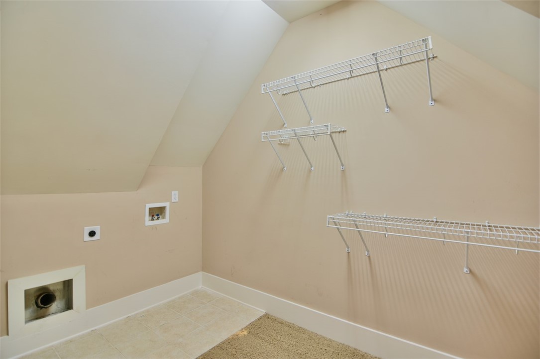102 Cliffside Trail Pickens, SC 29671 - Photo 18 of 43 Master bedroom closet with laundry hookup