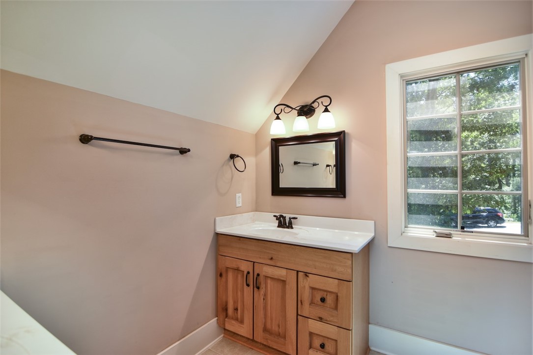 102 Cliffside Trail Pickens, SC 29671 - Photo 22 of 43 Gallery Image 22
