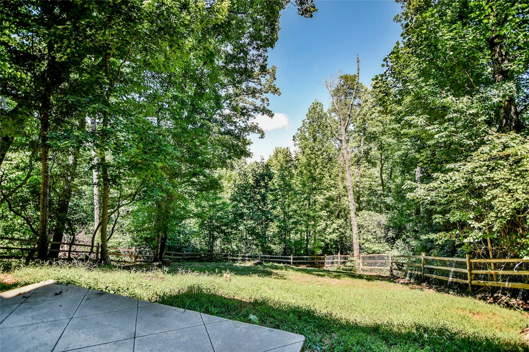 102 Cliffside Trail Pickens, SC 29671 - Photo 32 of 43 Gallery Image 32