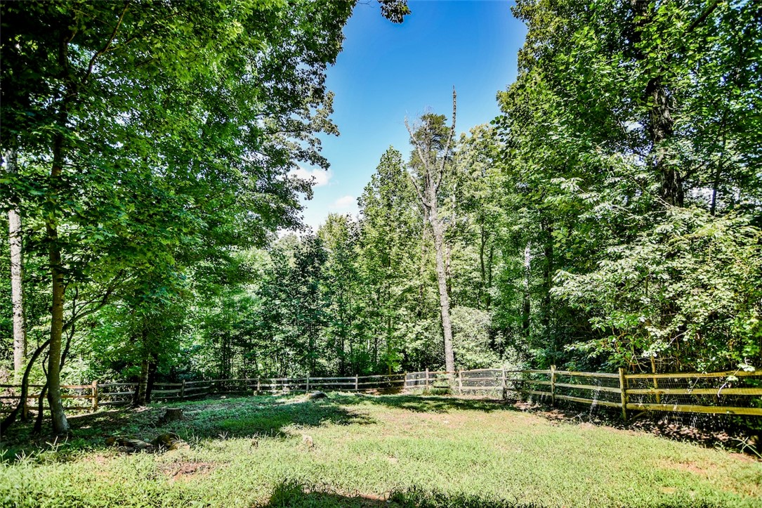 102 Cliffside Trail Pickens, SC 29671 - Photo 42 of 43 Gallery Image 42