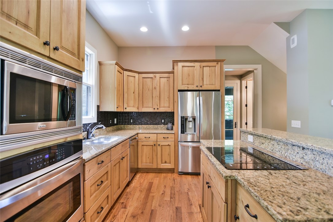 102 Cliffside Trail Pickens, SC 29671 - Photo 10 of 43 Gallery Image 10