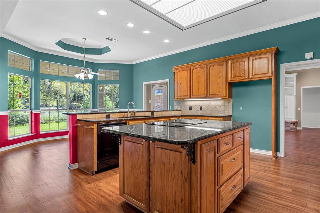 142 Stillwater Road Waco, TX 76708 - Photo 11 of 40 Gallery Image 11