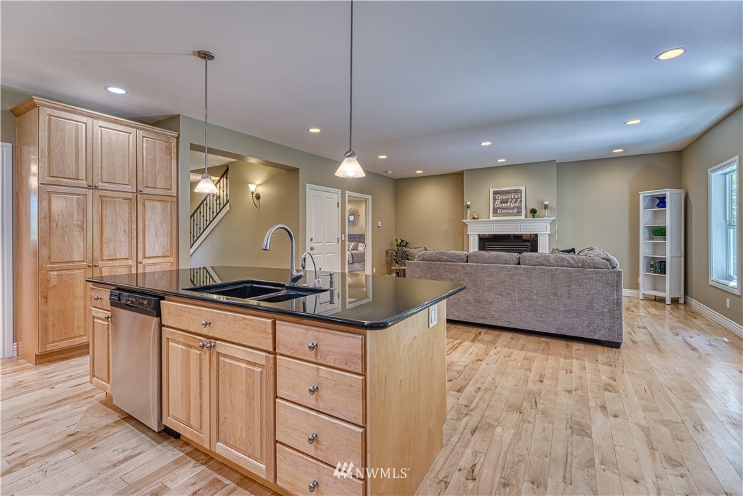 15909 Northeast Virginia Loop Road Poulsbo, WA 98370 - Photo 11 of 40 Gallery Image 11