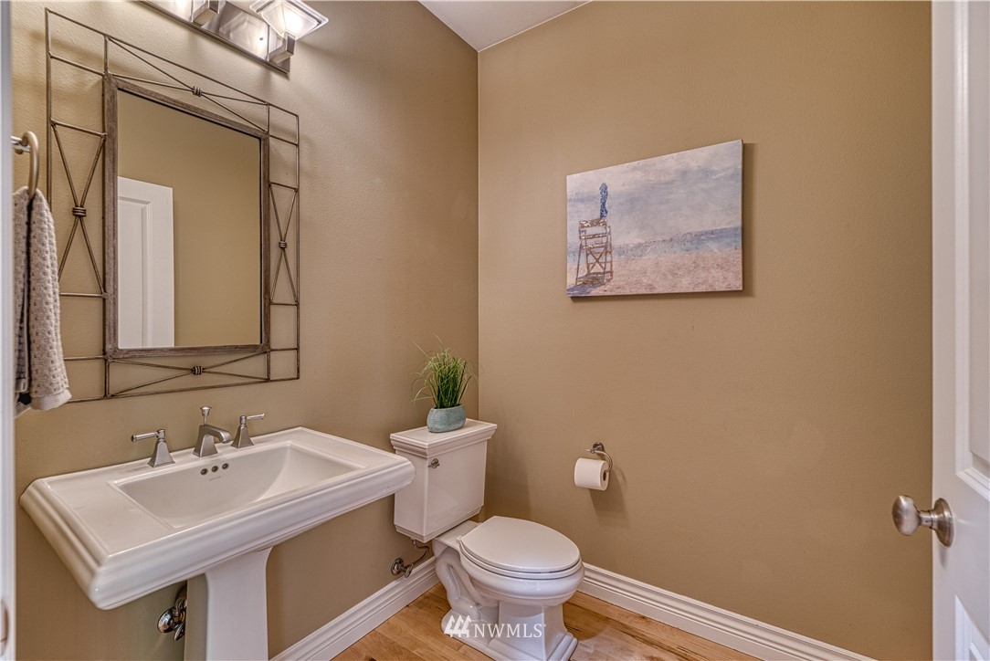 15909 Northeast Virginia Loop Road Poulsbo, WA 98370 - Photo 18 of 40 Gallery Image 18