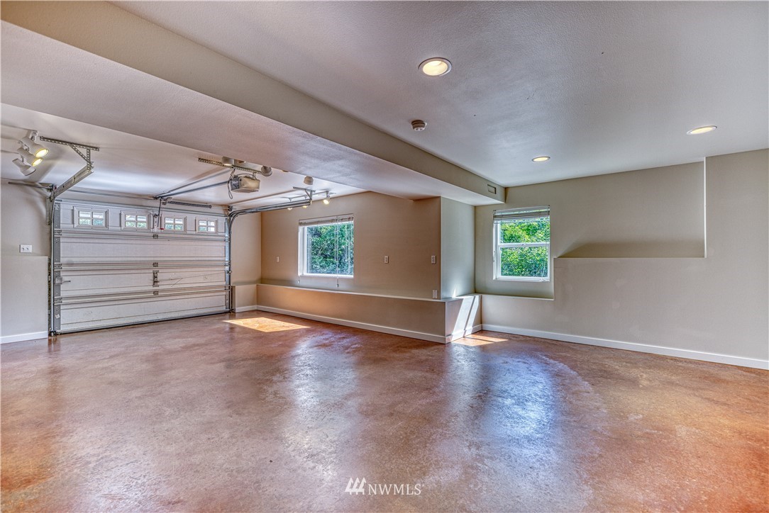 15909 Northeast Virginia Loop Road Poulsbo, WA 98370 - Photo 33 of 40 Gallery Image 33