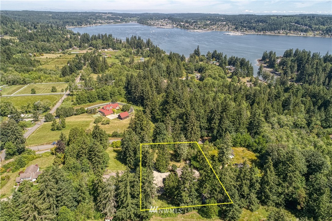 15909 Northeast Virginia Loop Road Poulsbo, WA 98370 - Photo 38 of 40 Gallery Image 38