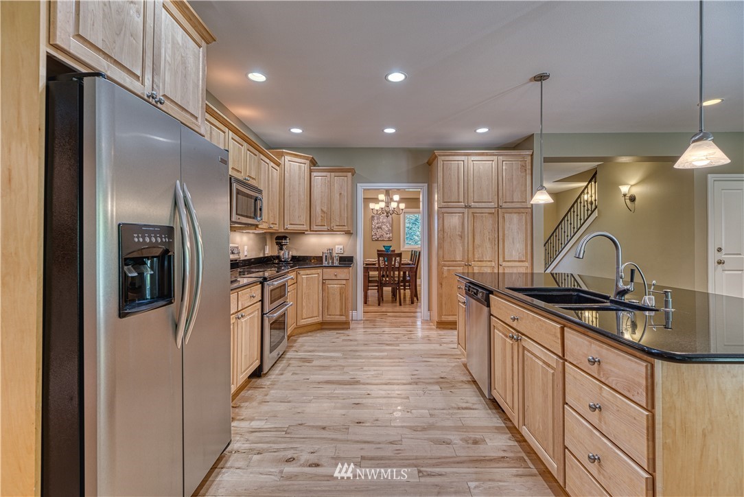 15909 Northeast Virginia Loop Road Poulsbo, WA 98370 - Photo 9 of 40 Gallery Image 9