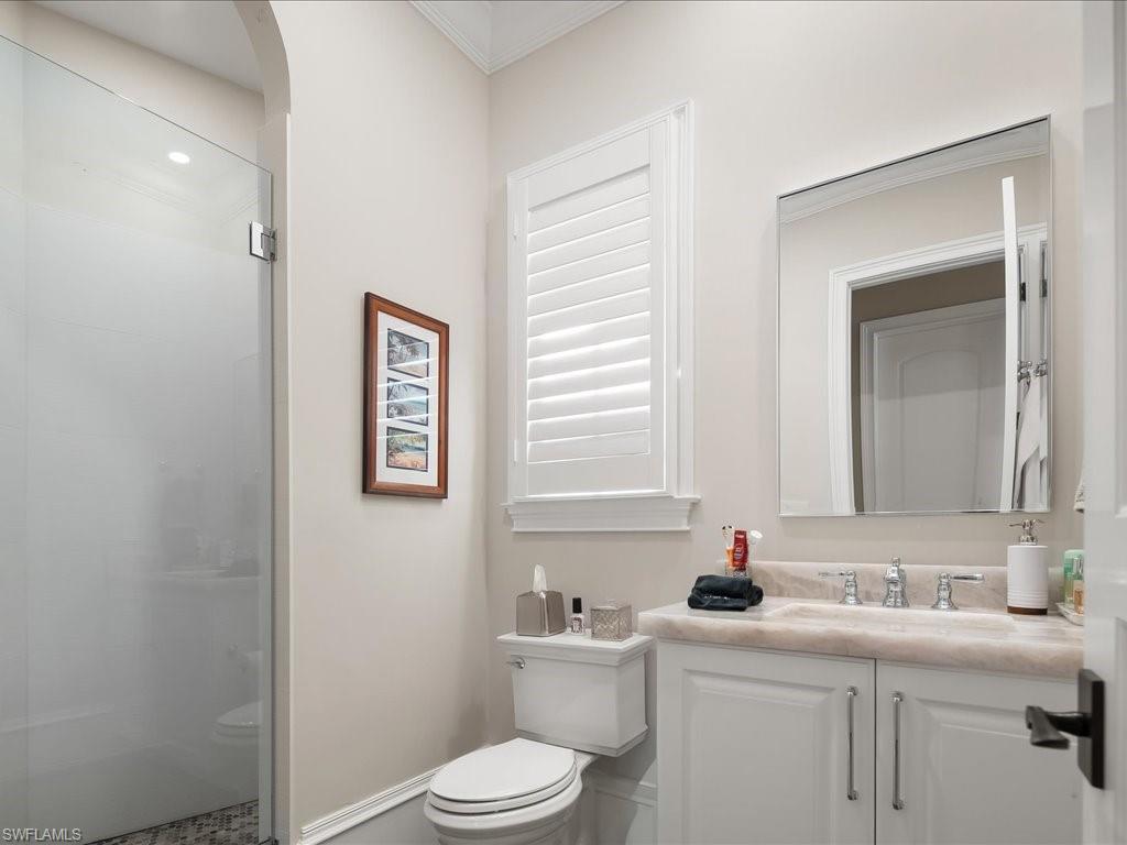 2822 Capistrano Way Naples, FL 34105 - Photo 29 of 47 Ensuite bathroom for Guest bedroom #1