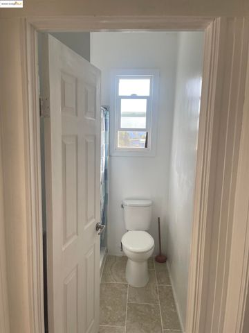 $830,000 | 2212 17th Avenue, Oakland, CA 94606