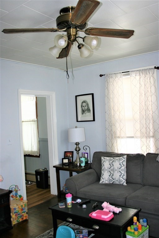 83 Baldwin Street West Springfield, MA 01089 - Photo 10 of 24 Gallery Image 10