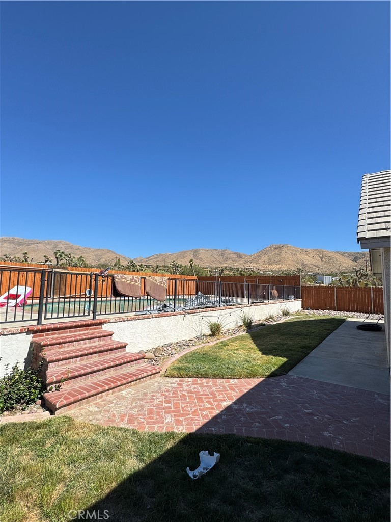 19755 Ryland Road Apple Valley, CA 92308 - Photo 8 of 14 Gallery Image 8