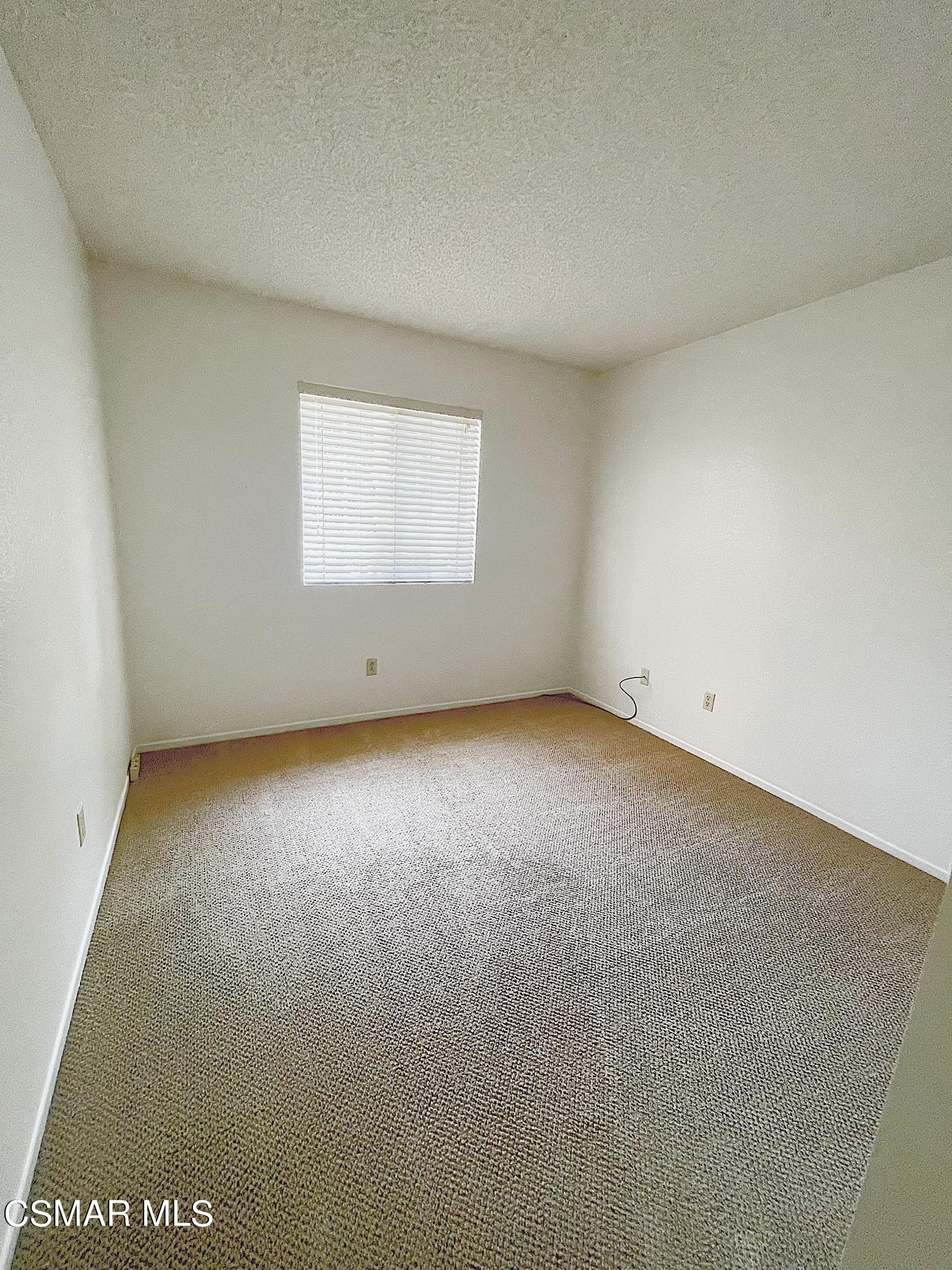 1079 Waltham Road, Unit D Simi Valley, CA 93065 - Photo 13 of 21 DB25B25A-CB36-4E4F-9605-DEC1FBDAC6C0