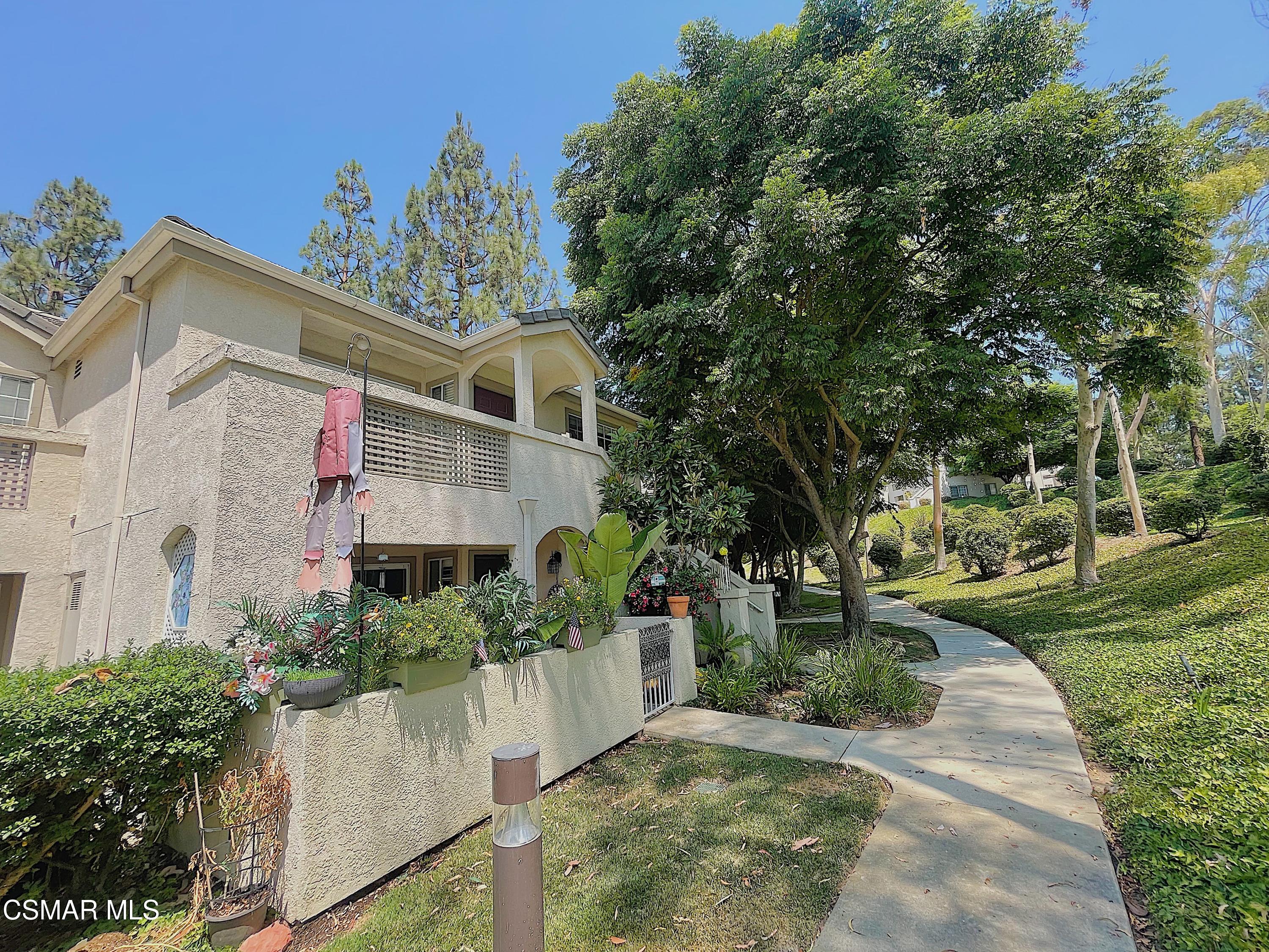 1079 Waltham Road, Unit D Simi Valley, CA 93065 - Photo 19 of 21 47EFF9A6-E7EA-4B46-84E5-16B82C112BEC