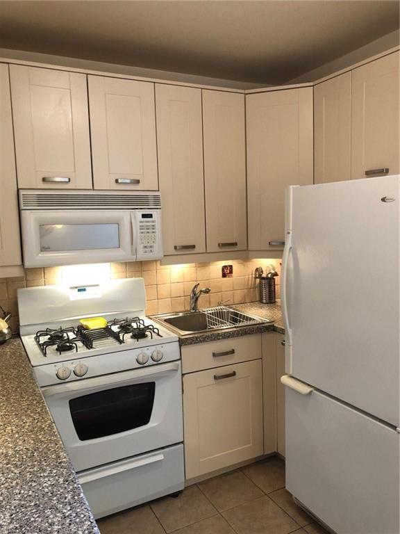 36 Dahill Road, Unit 4D Brooklyn, NY 11218 - Photo 9 of 11 Gallery Image 9