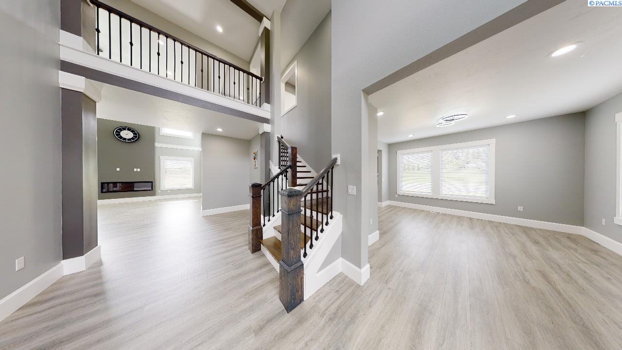 1745 Barclay Ridge Drive Pullman, WA 99163 - Photo 4 of 50 Gallery Image 4