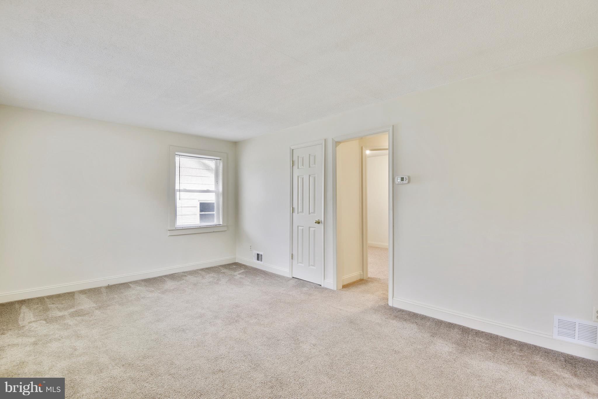 2715 Newton Street Silver Spring, MD 20902 - Photo 18 of 30 Living Room