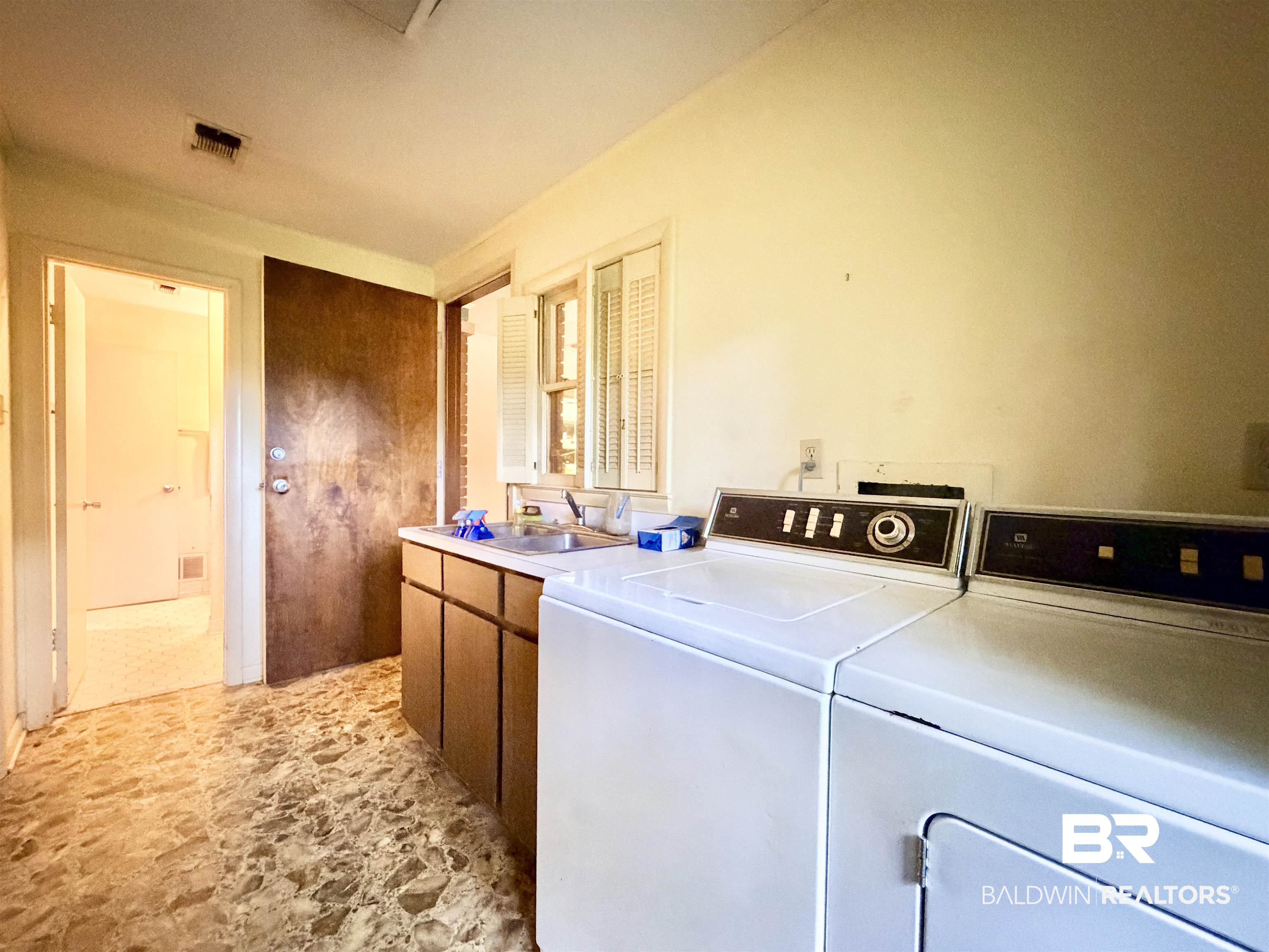 605 East Cumberland Road Mobile, AL 36608 - Photo 65 of 87