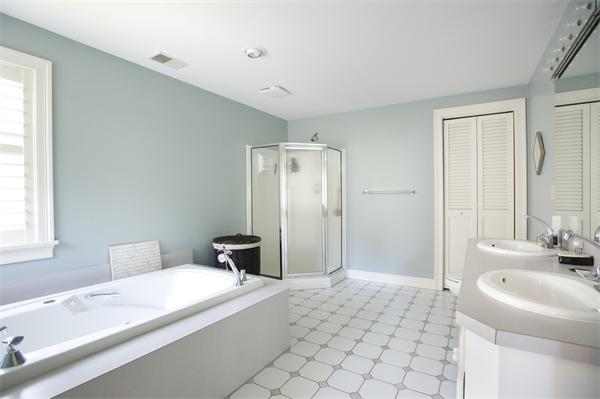 17 Whittier Road Marblehead, MA 01945 - Photo 17 of 24