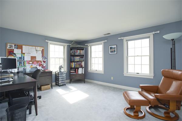 17 Whittier Road Marblehead, MA 01945 - Photo 18 of 24