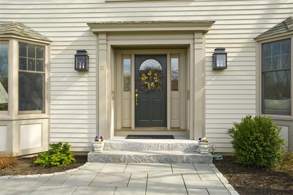 17 Whittier Road Marblehead, MA 01945 - Photo 4 of 24