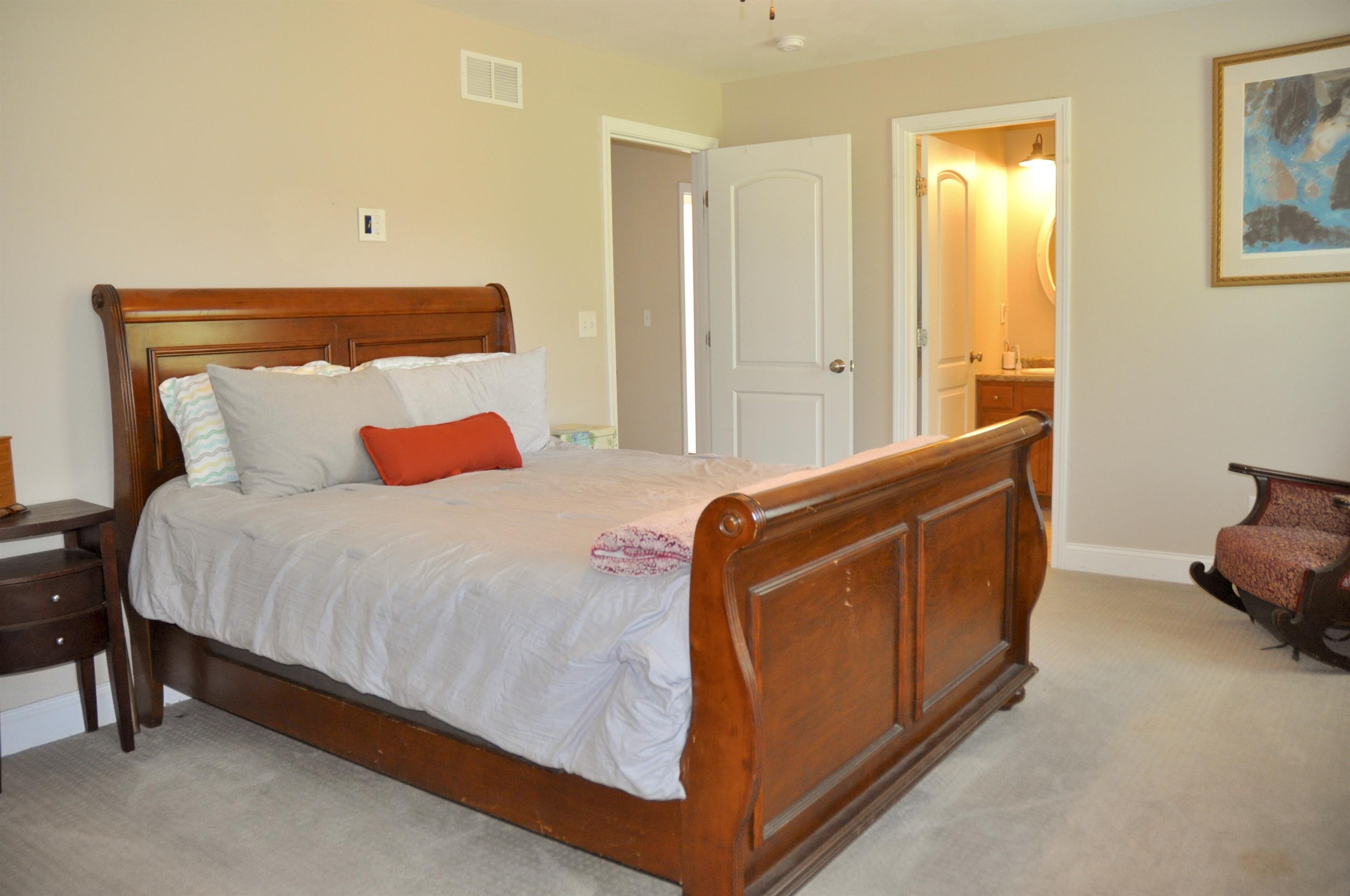 8 Browns Mill Road Deerfield, NH 03037 - Photo 4 of 31 Gallery Image 4