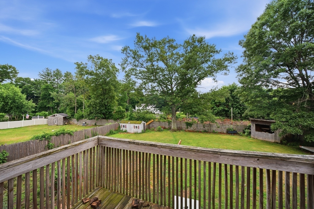12 Harjean Road Billerica, MA 01821 - Photo 6 of 27
