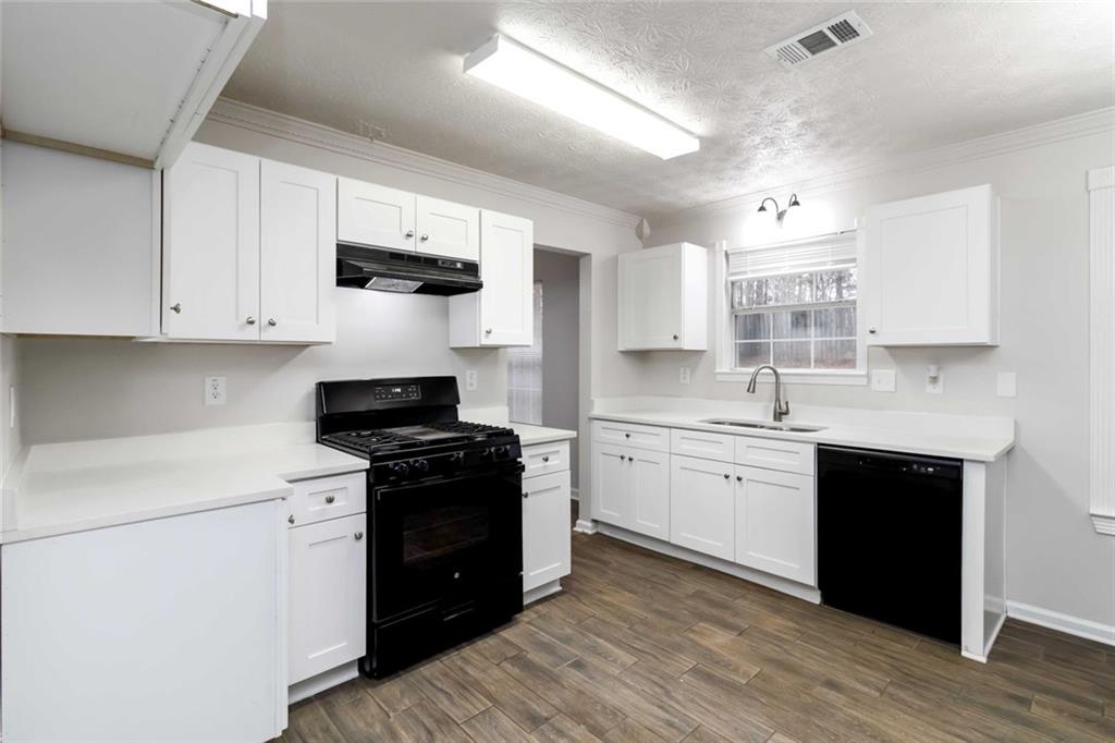 4835 Haymarket Trail Decatur, GA 30035 - Photo 13 of 38