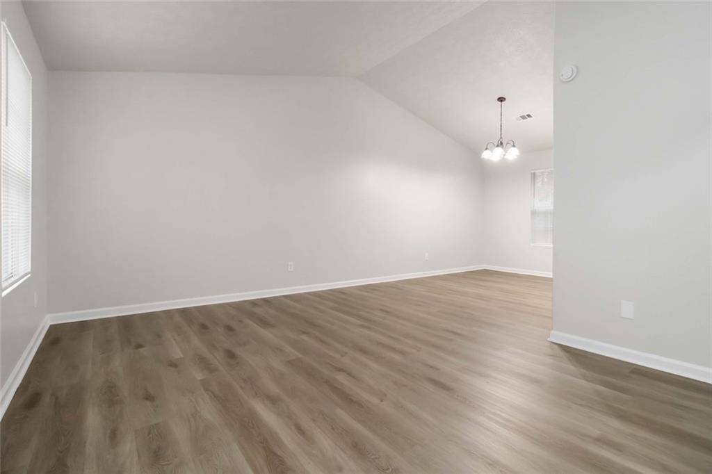 4835 Haymarket Trail Decatur, GA 30035 - Photo 14 of 38