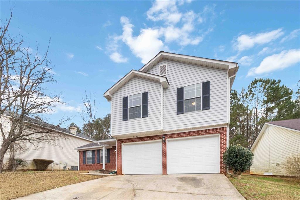 4835 Haymarket Trail Decatur, GA 30035 - Photo 2 of 38