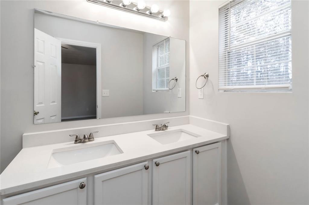 4835 Haymarket Trail Decatur, GA 30035 - Photo 28 of 38