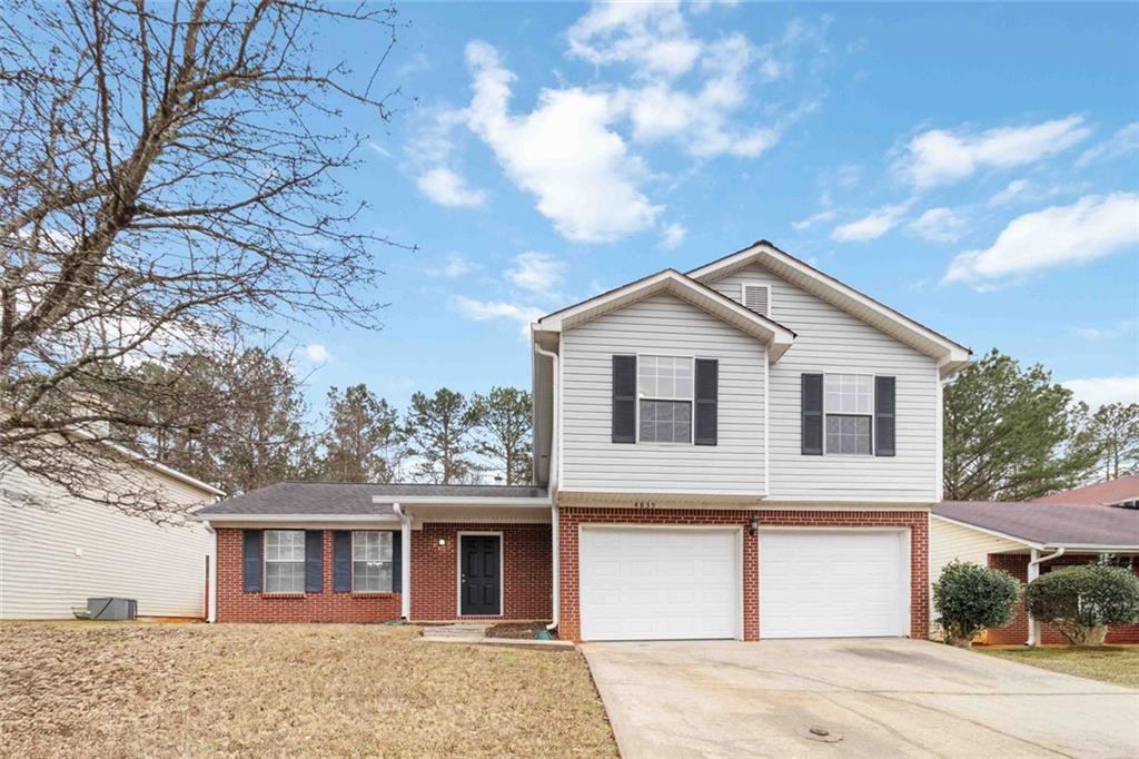 4835 Haymarket Trail Decatur, GA 30035 - Photo 3 of 38