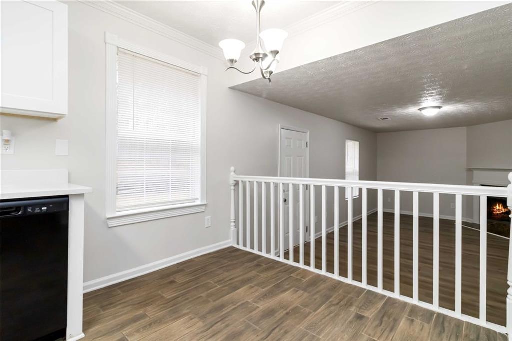 4835 Haymarket Trail Decatur, GA 30035 - Photo 7 of 38