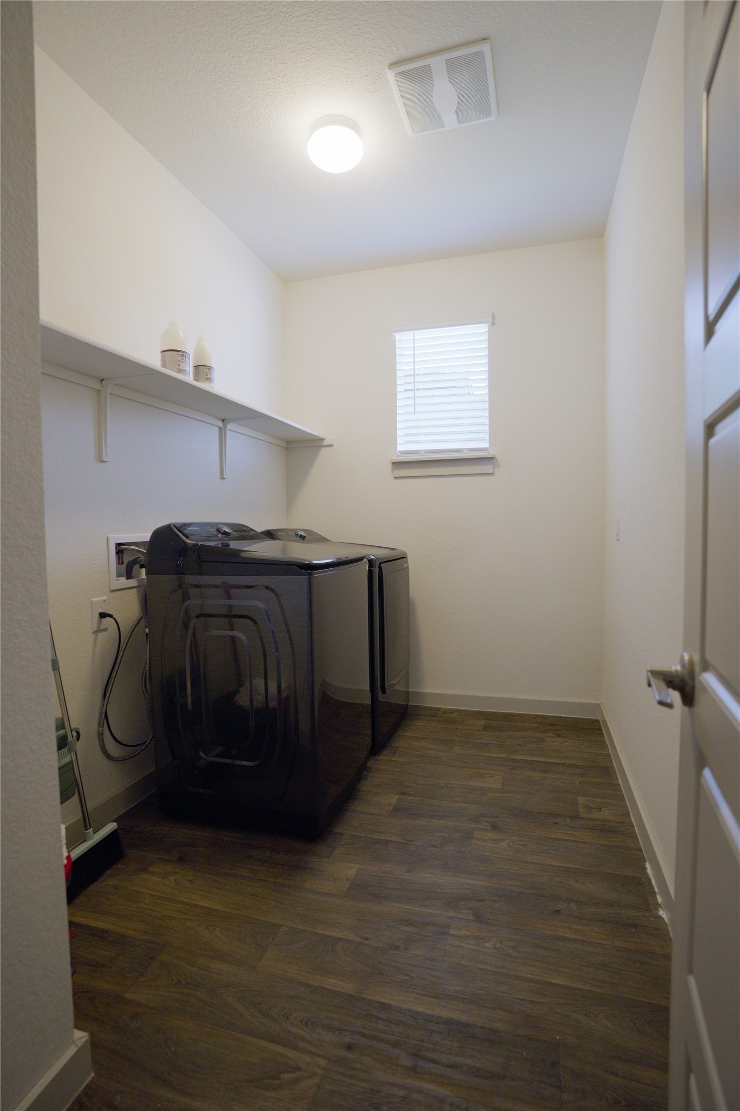 4605 Tully Drive Pflugerville, TX 78660 - Photo 15 of 38 a view of empty room with wooden floor