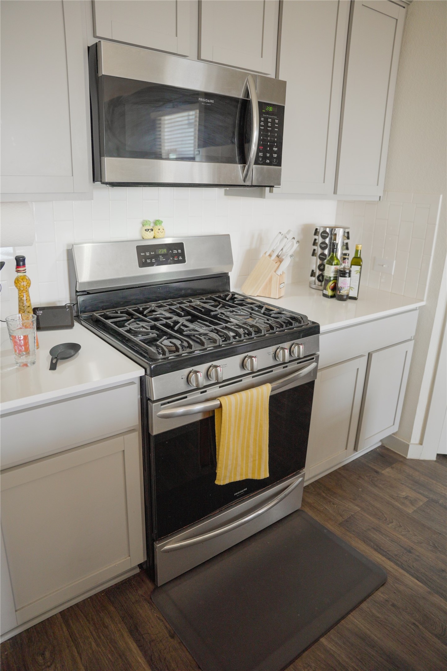 4605 Tully Drive Pflugerville, TX 78660 - Photo 28 of 38 a stove top oven sitting inside of a kitchen