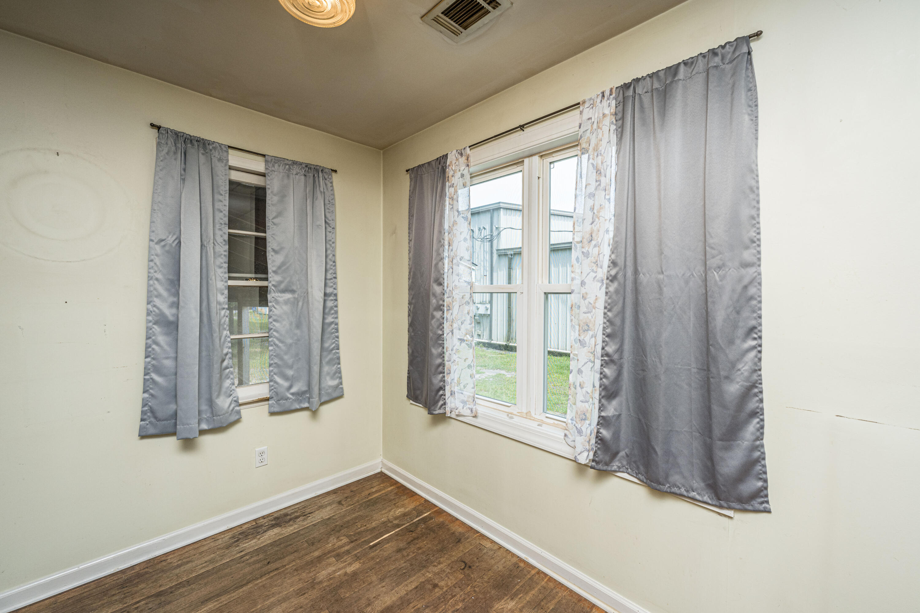 1182 Russell Drive Mount Pleasant, SC 29464 - Photo 8 of 57