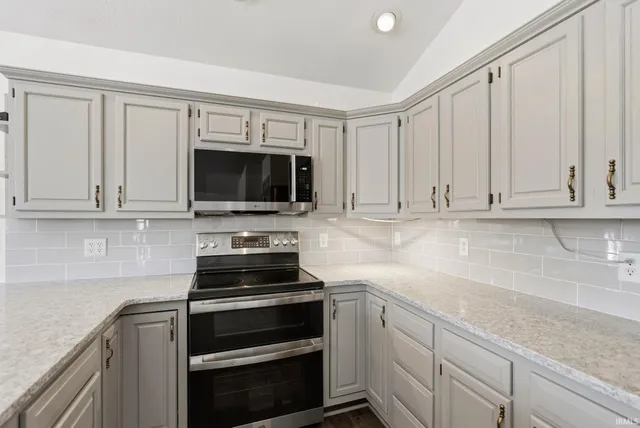 $529,900 | 2915 Highway 827, Angola, IN 46703