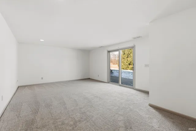 $529,900 | 2915 Highway 827, Angola, IN 46703