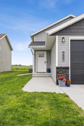 $369,900 | 2992 74th Avenue South, Fargo, ND 58104