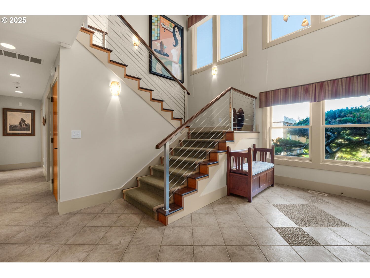 1880 Pacific Avenue Cannon Beach, OR 97110 - Photo 12 of 48 a view of entryway and hall