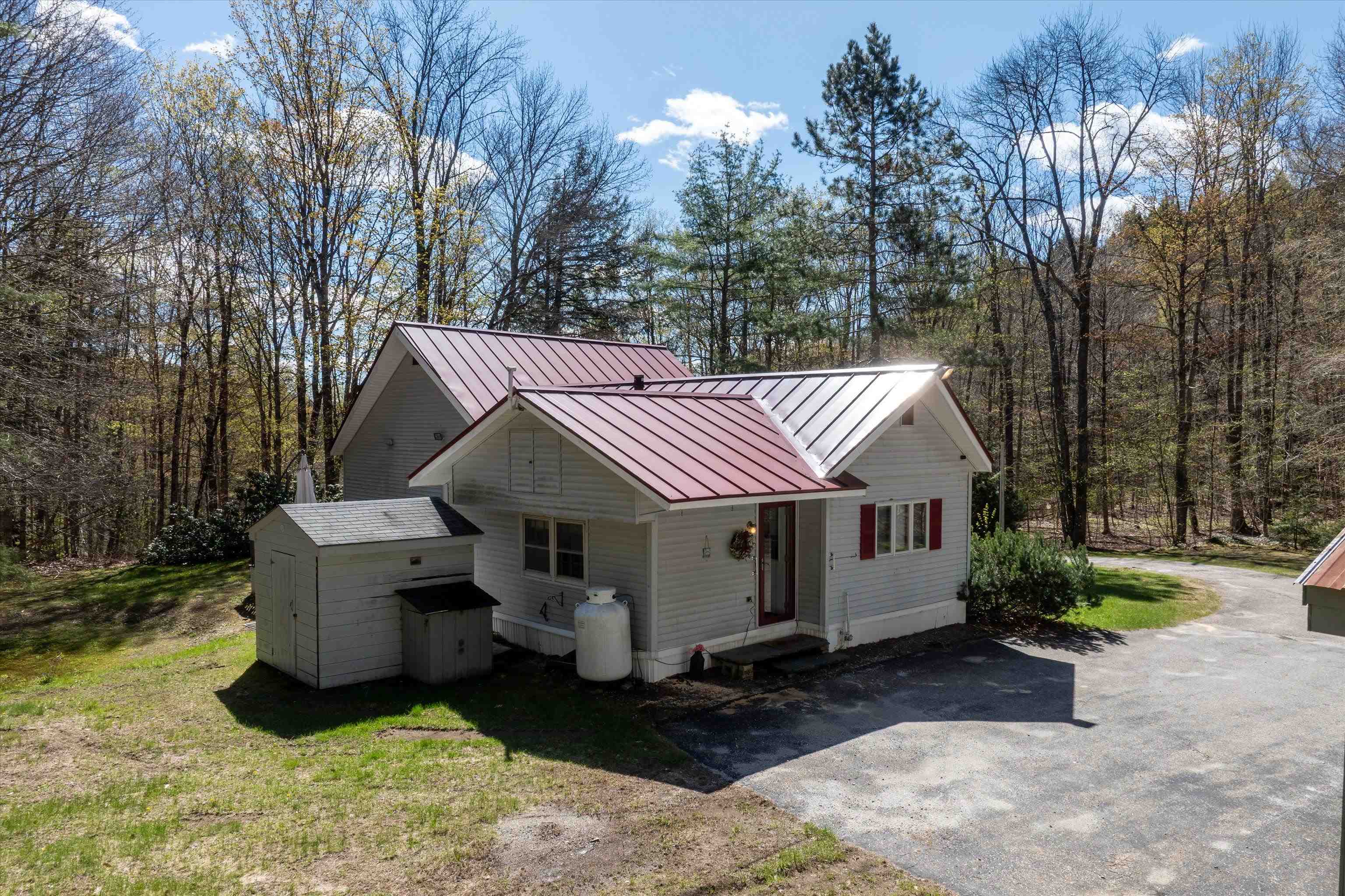 1417 Dublin Road Plymouth, VT 05149 - Photo 27 of 39