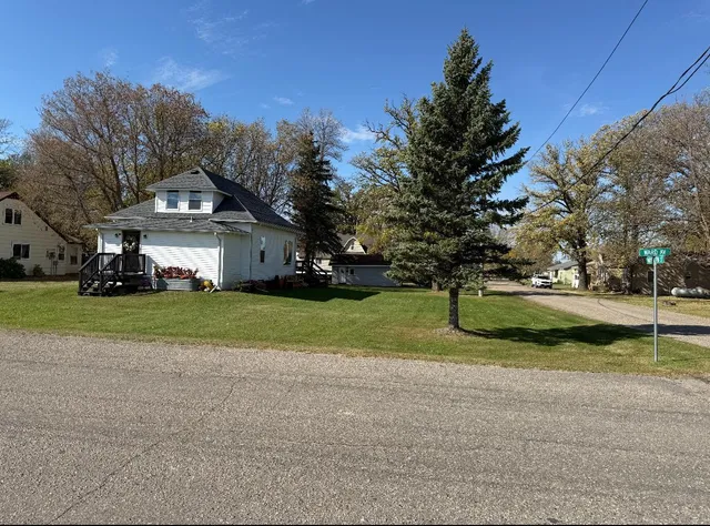 $179,900 | 401 Ward Avenue, Erskine, MN 56535