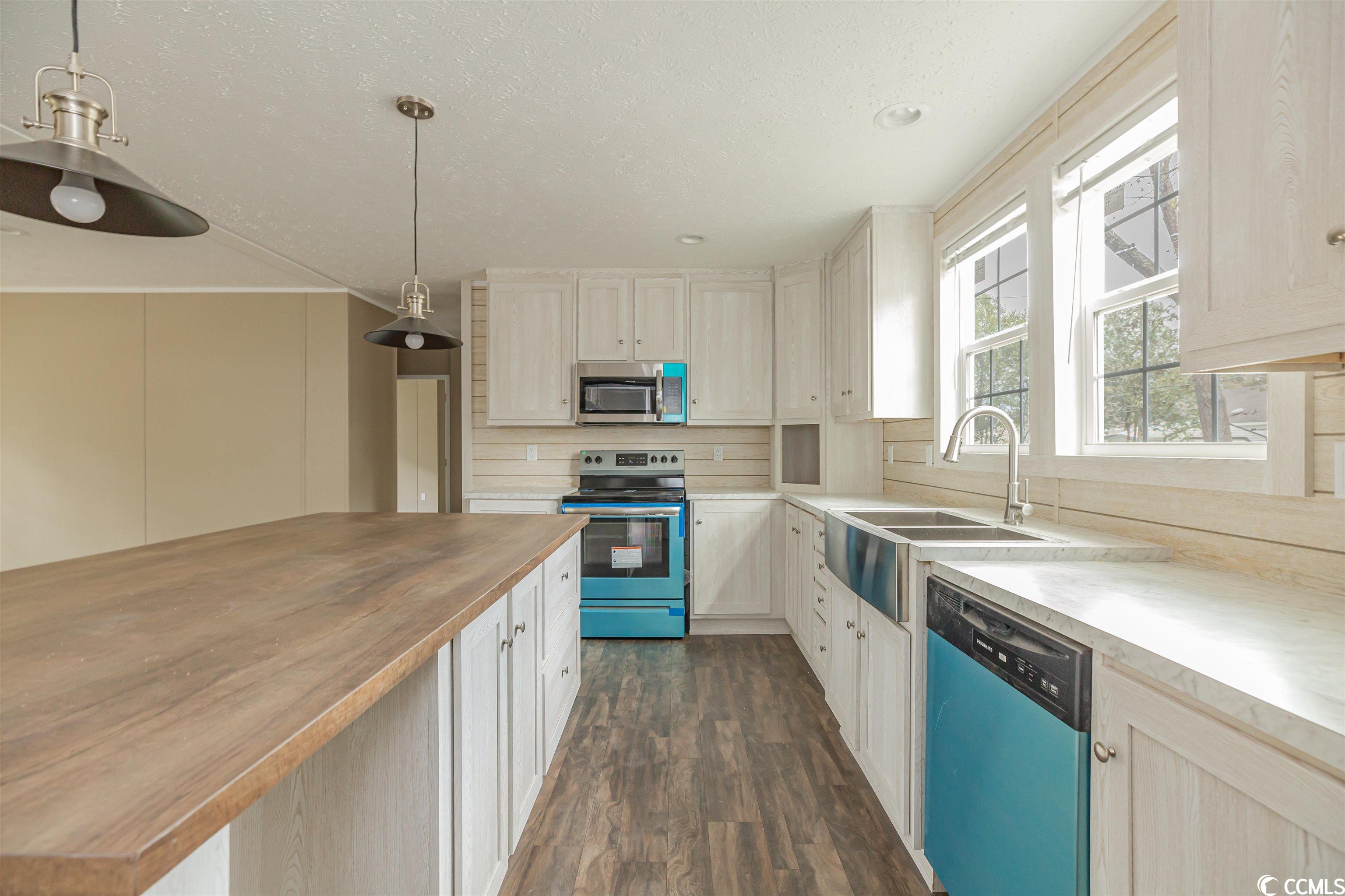 528 Lagrande Drive Murrells Inlet, SC 29576 - Photo 19 of 30 Gallery Image 19