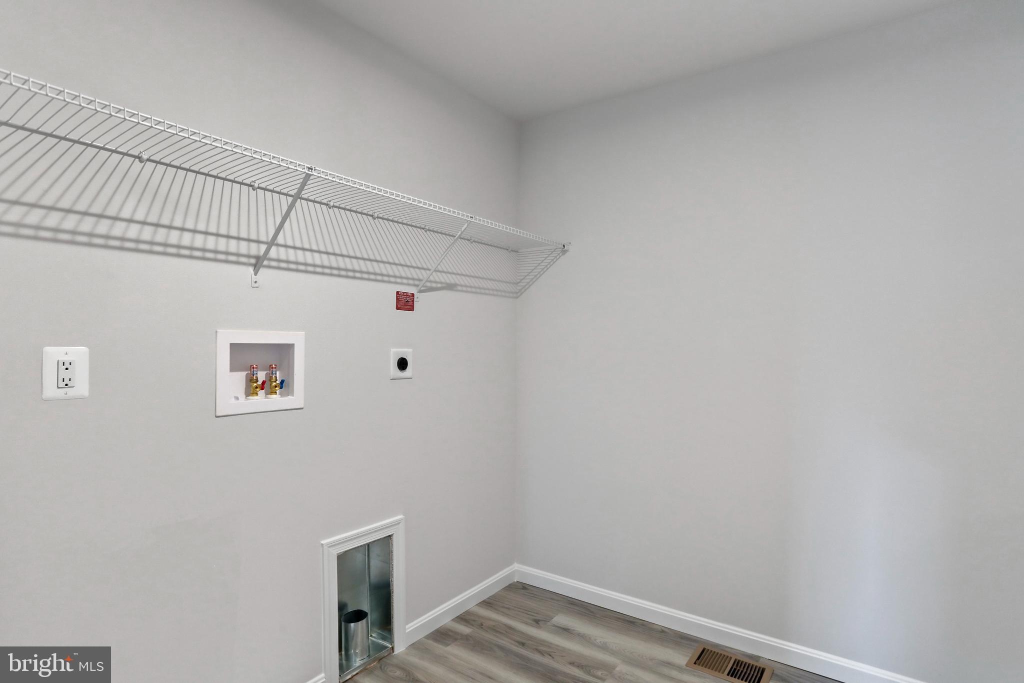9852 Ripple Drive Williamsport, MD 21795 - Photo 7 of 40 Gallery Image 7