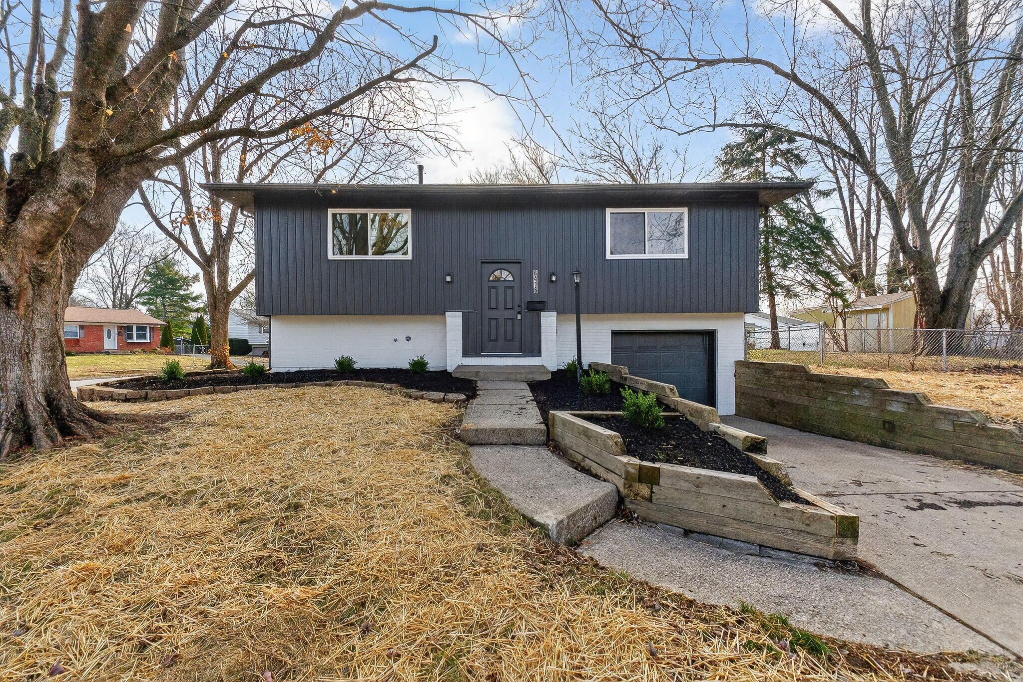 6416 Faircrest (Exterior)-4