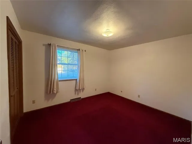 $245,000 | 1115 Robert Drive, Godfrey, IL 62035