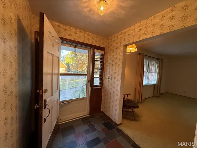 $245,000 | 1115 Robert Drive, Godfrey, IL 62035