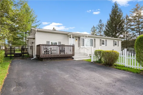 $259,900 | 24 St Anthony Street, Auburn, NY 13021