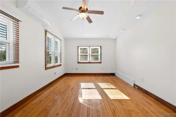 $259,900 | 24 St Anthony Street, Auburn, NY 13021