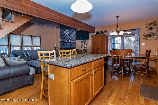 $314,900 | 122 Dover Drive, Bushkill, PA 18324